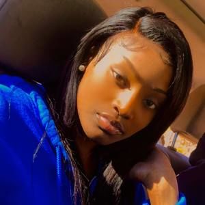 Meet your Posher, Ileya